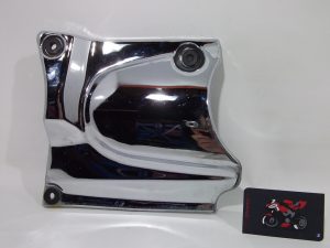 TAPA MOTOR DERECHA SUZUKI INTRUDER c800 05/07